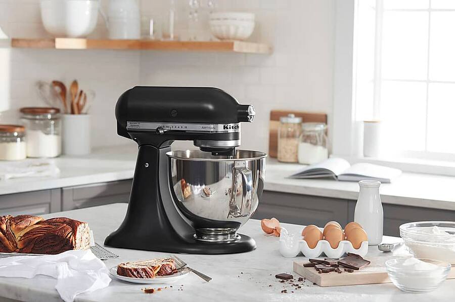 KitchenAid Artisan Series 5 Quart Tilt Head Stand Mixer KitchenAid Artisan Series 5 Quart Tilt Head Stand Mixer