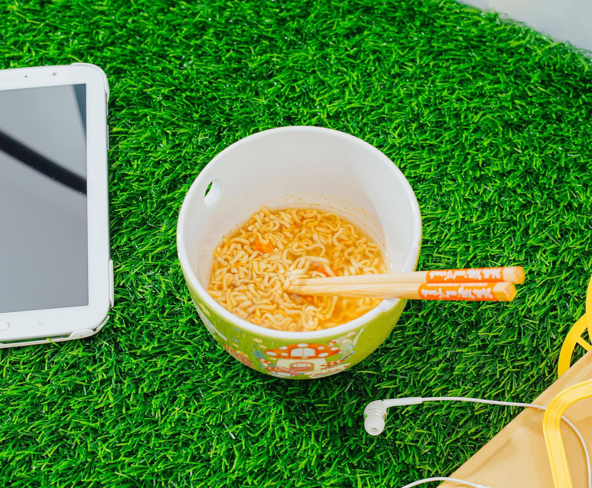 Alt View 3. Silver Buffalo - Sanrio Hello Kitty and Friends Mushroom Crew Ceramic Ramen Bowl Set | 20 Ounces - Green.