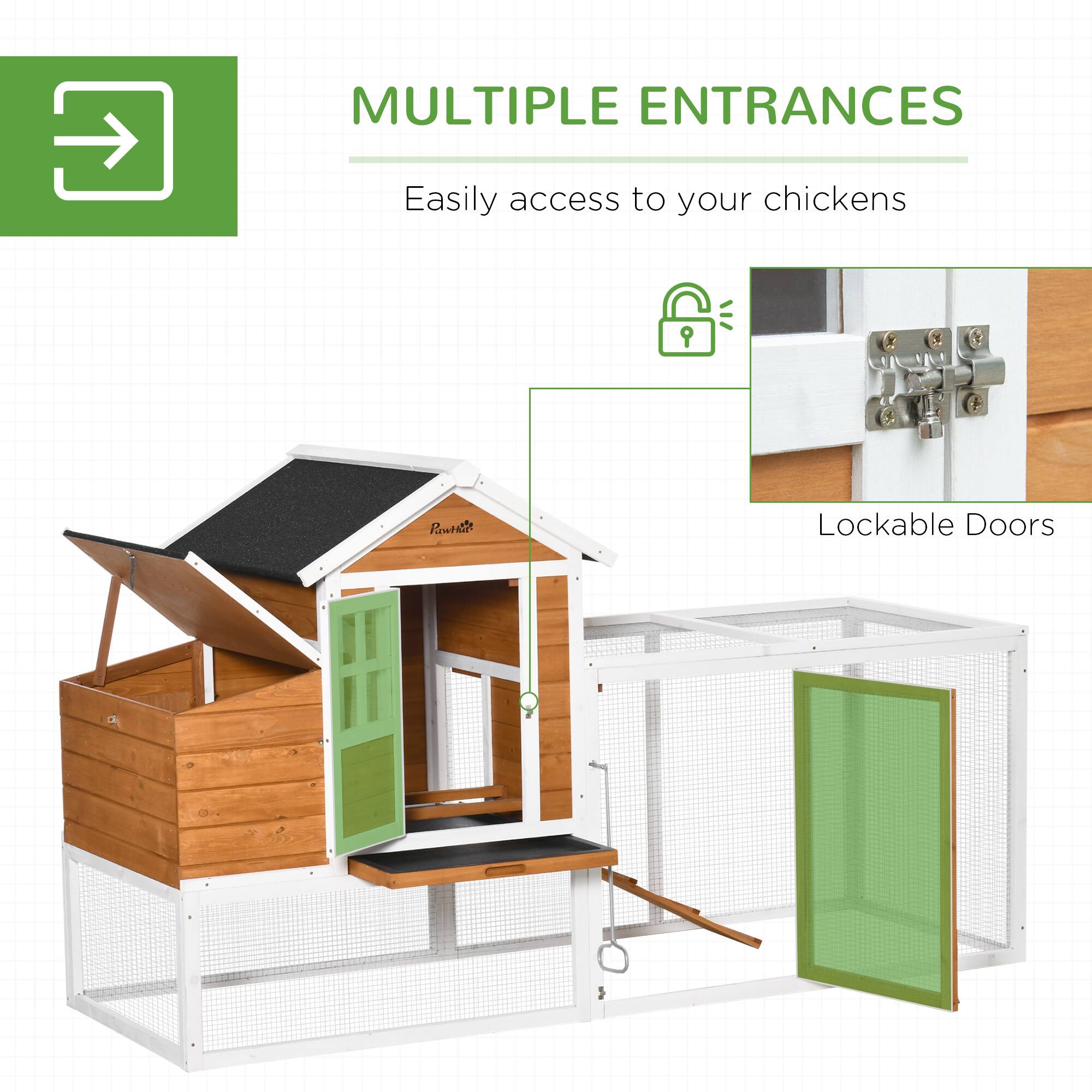 MULTIPLE ENTRANCES  
Easily access to your chickens  

Lockable Doors