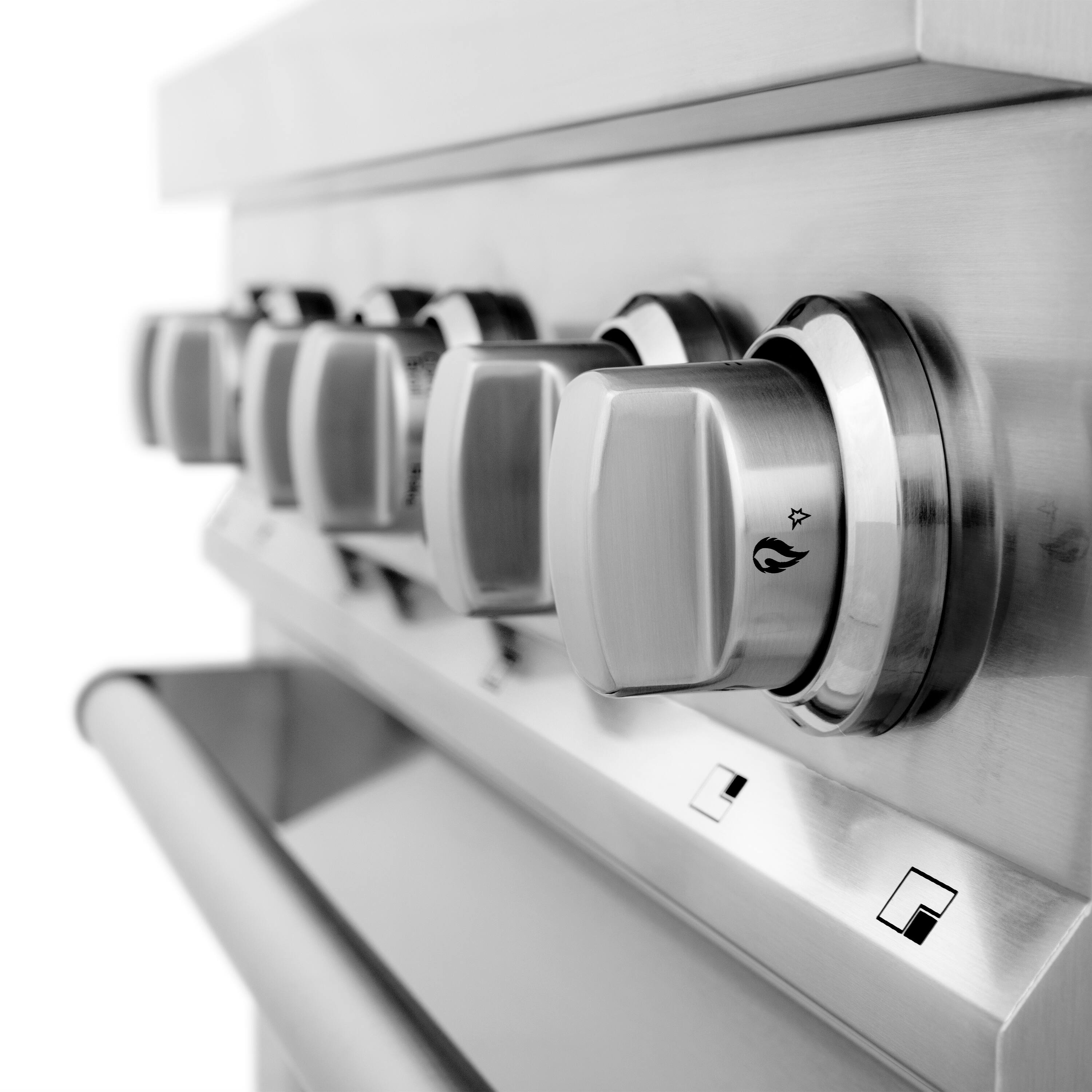 Alt View 12. ZLINE - 30 in. 4.0 cu. ft. Legacy Freestanding Dual Fuel Range with 6 Burners and Electric Convection Oven in Stainless Steel - Stainless steel.