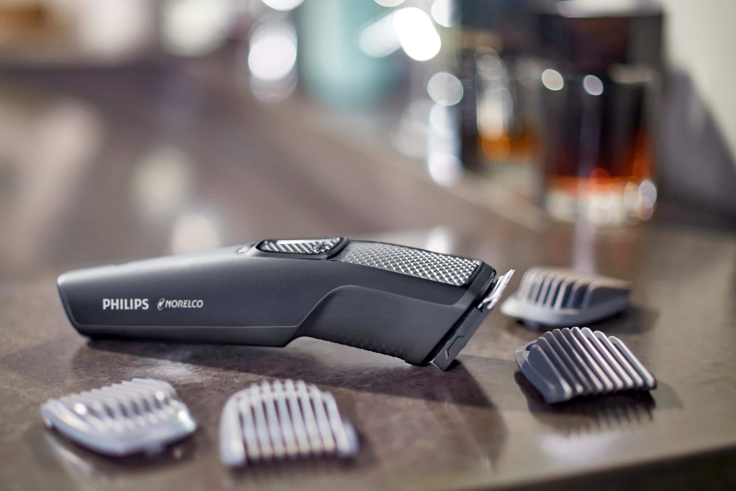Alt View 11. Philips Norelco - 1000 series Beard Trimmer - Black.