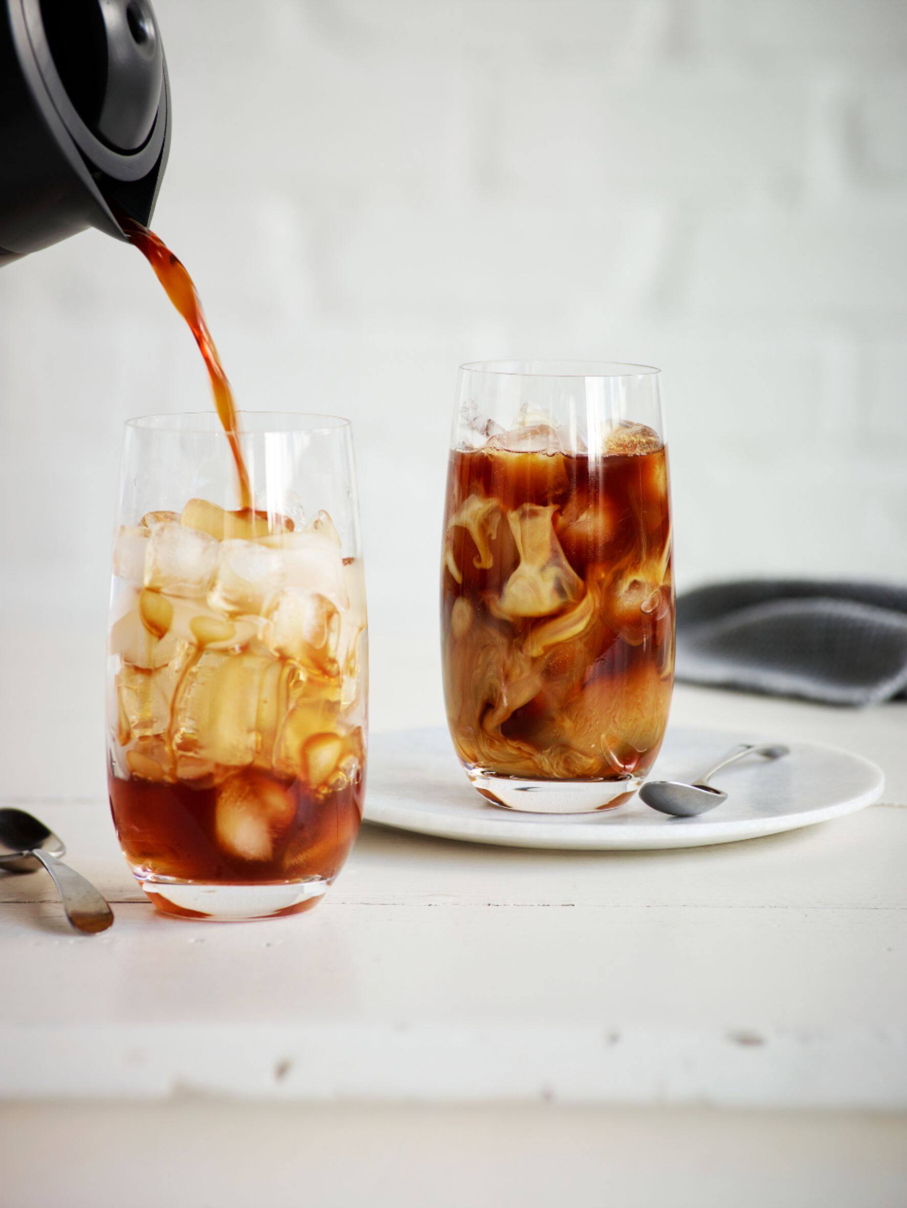 Alt View 15. Breville - the Precision Brewer Thermal 12-Cup Coffee Maker - Brushed Stainless Steel.