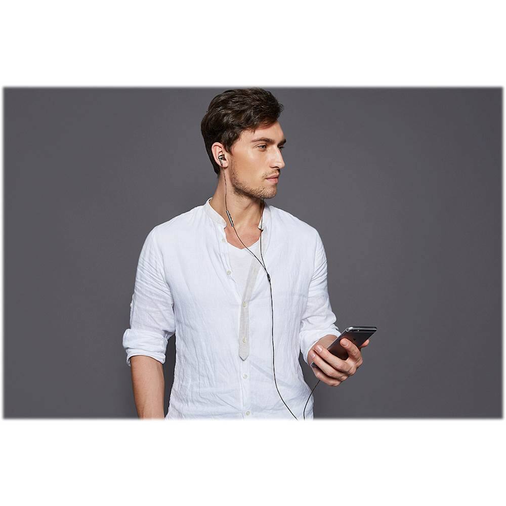 Alt View 16. 1MORE - Quad Driver Wired In-Ear Headphones - Titanium.