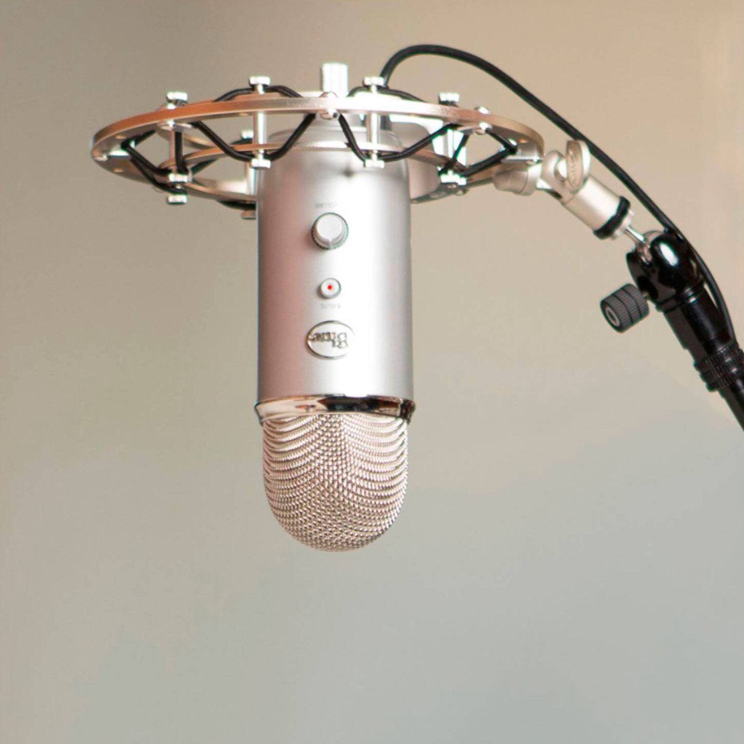 Alt View 15. Blue Microphones - Blue Yeti Professional Multi-Pattern USB Condenser Microphone - White.