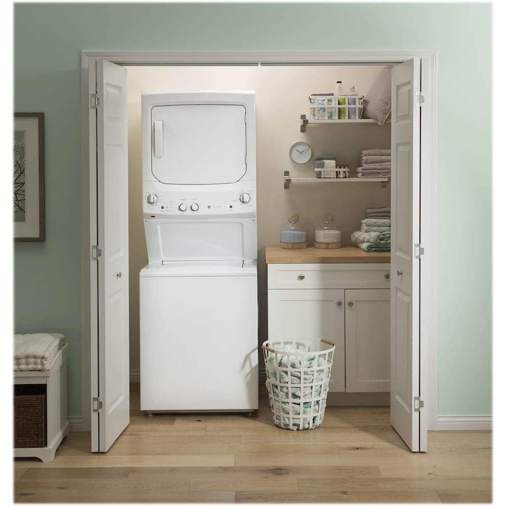 Alt View 16. GE - 3.8 Cu. Ft. Top Load Washer and 5.9 Cu. Ft. Gas Dryer Laundry Center - White.