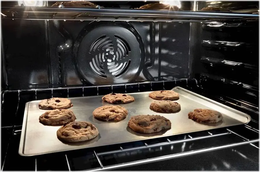 Alt View 15. Whirlpool - 30" Built-In Single Electric Convection Wall Oven with Air Fry when Connected - Stainless Steel.
