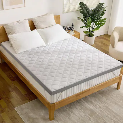 Front. Vipbear - Gel Memory Foam Mattress Topper 3 Inch Queen Size High-Density Mattress Pad - white.