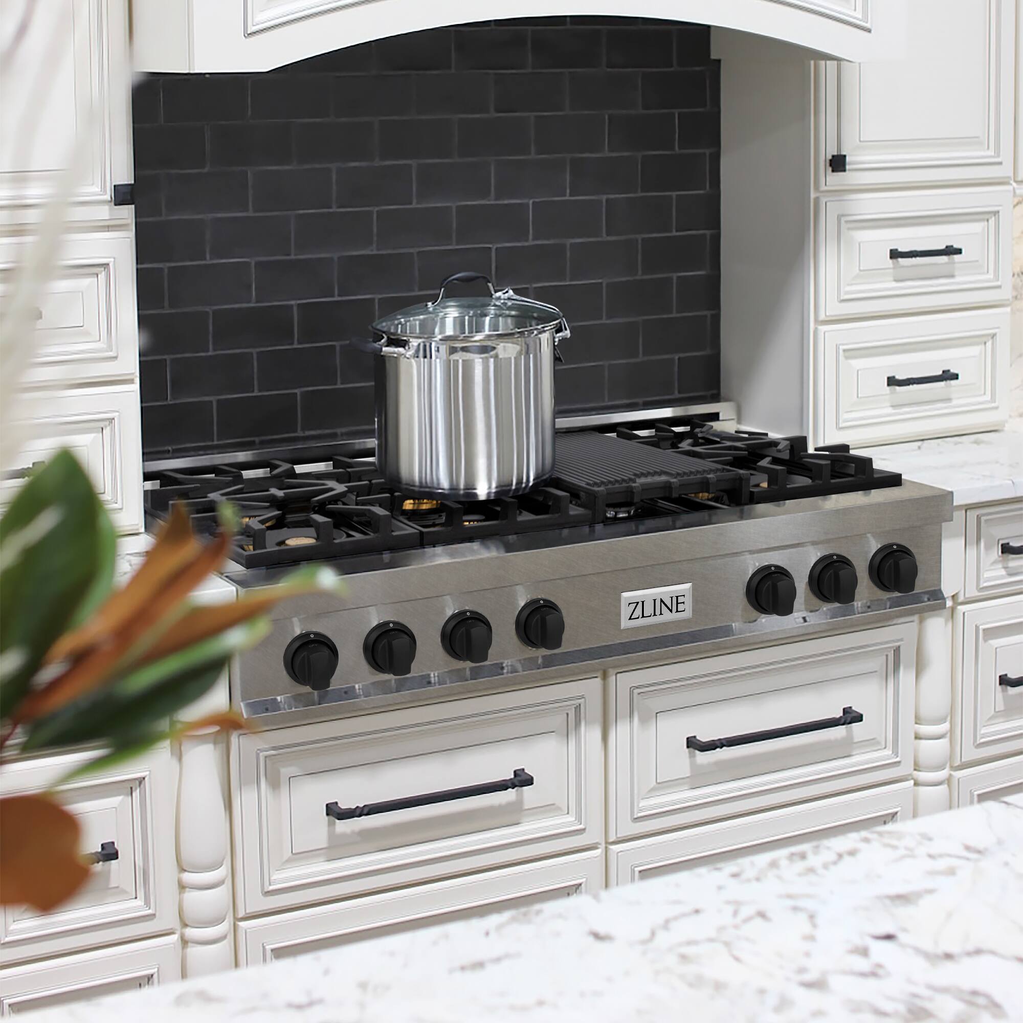 Angle. ZLINE - Autograph 48 in. Legacy Gas Rangetop with 7 Burners and Porcelain Cooktop in Satin Stainlesswith Matte Black Accents - Satin Stainless Steel.