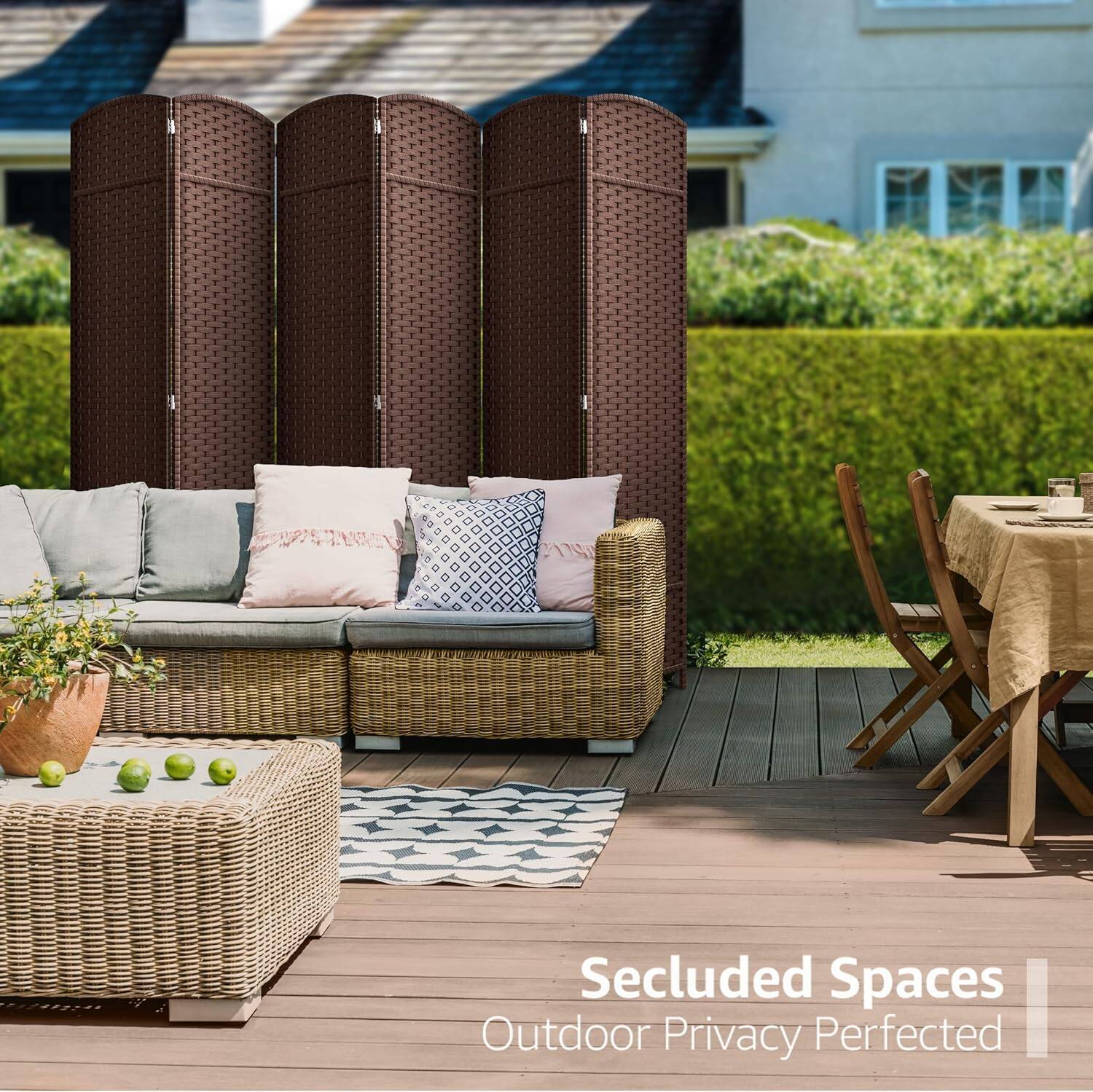 Secluded Spaces  
Outdoor Privacy Perfected