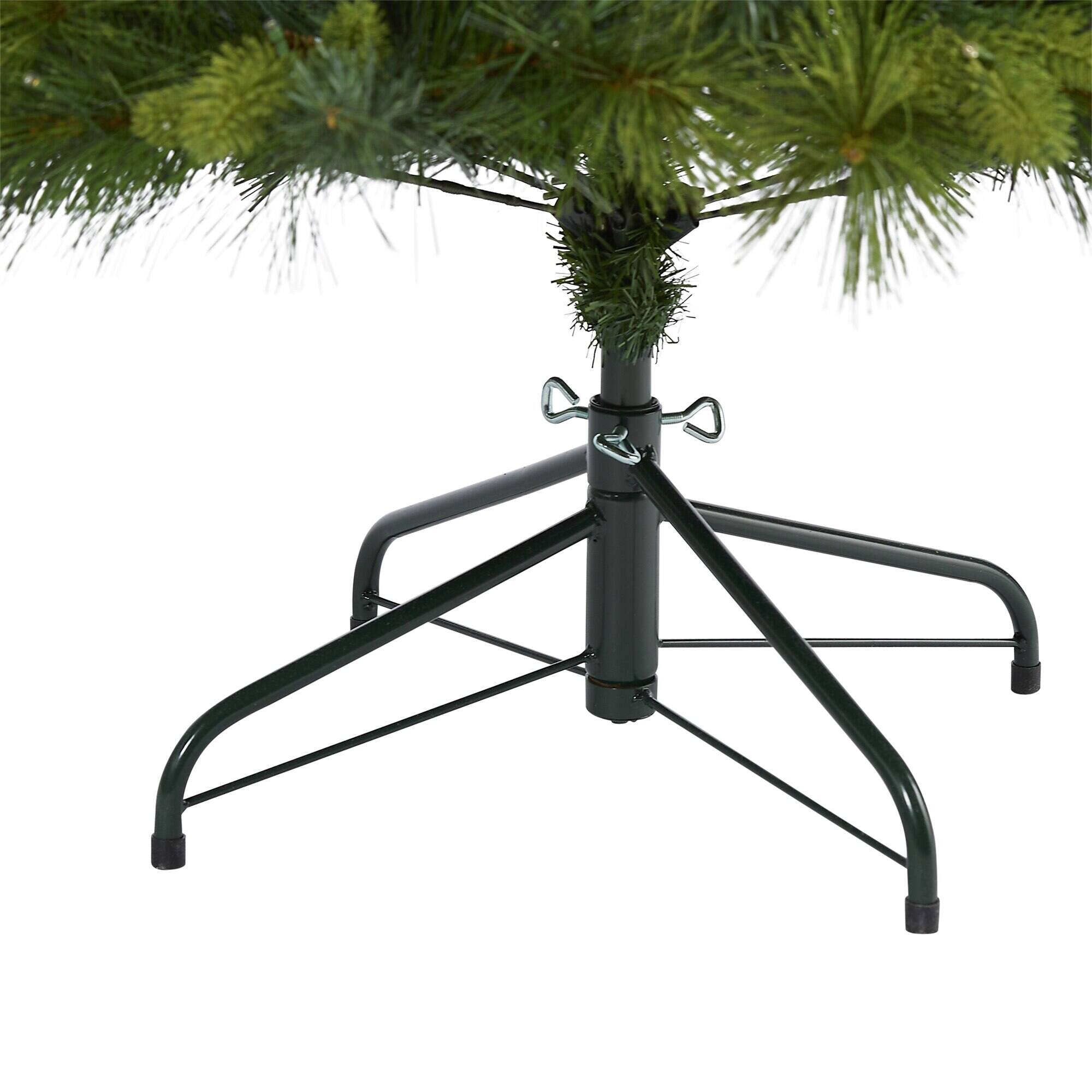 Left. BreeBe - 5’ Carolina Pine Xmas Tree with 200 LEDs, 711 Tips & Cones - Multicolor.