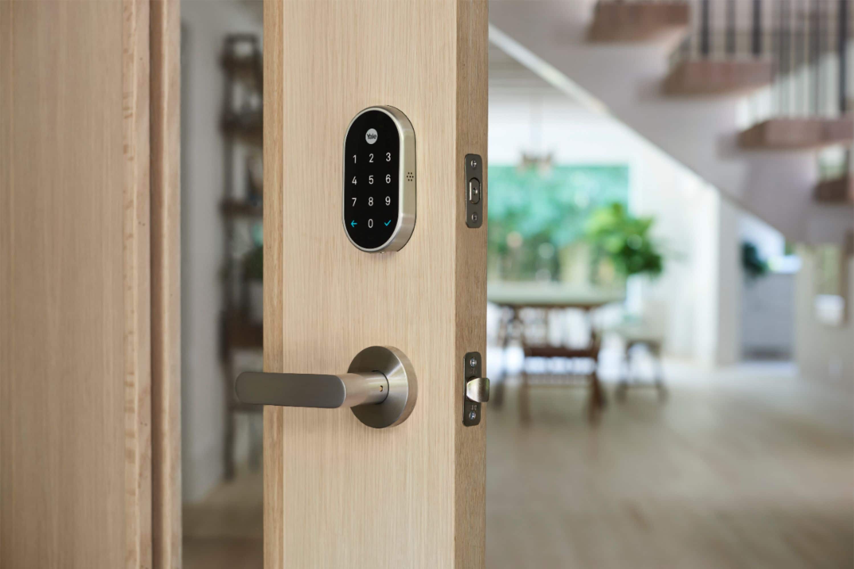 Alt View 14. Nest x Yale - Smart Lock Wi-Fi Replacement Deadbolt with App/Keypad/Voice assistant Access - Satin Nickel.