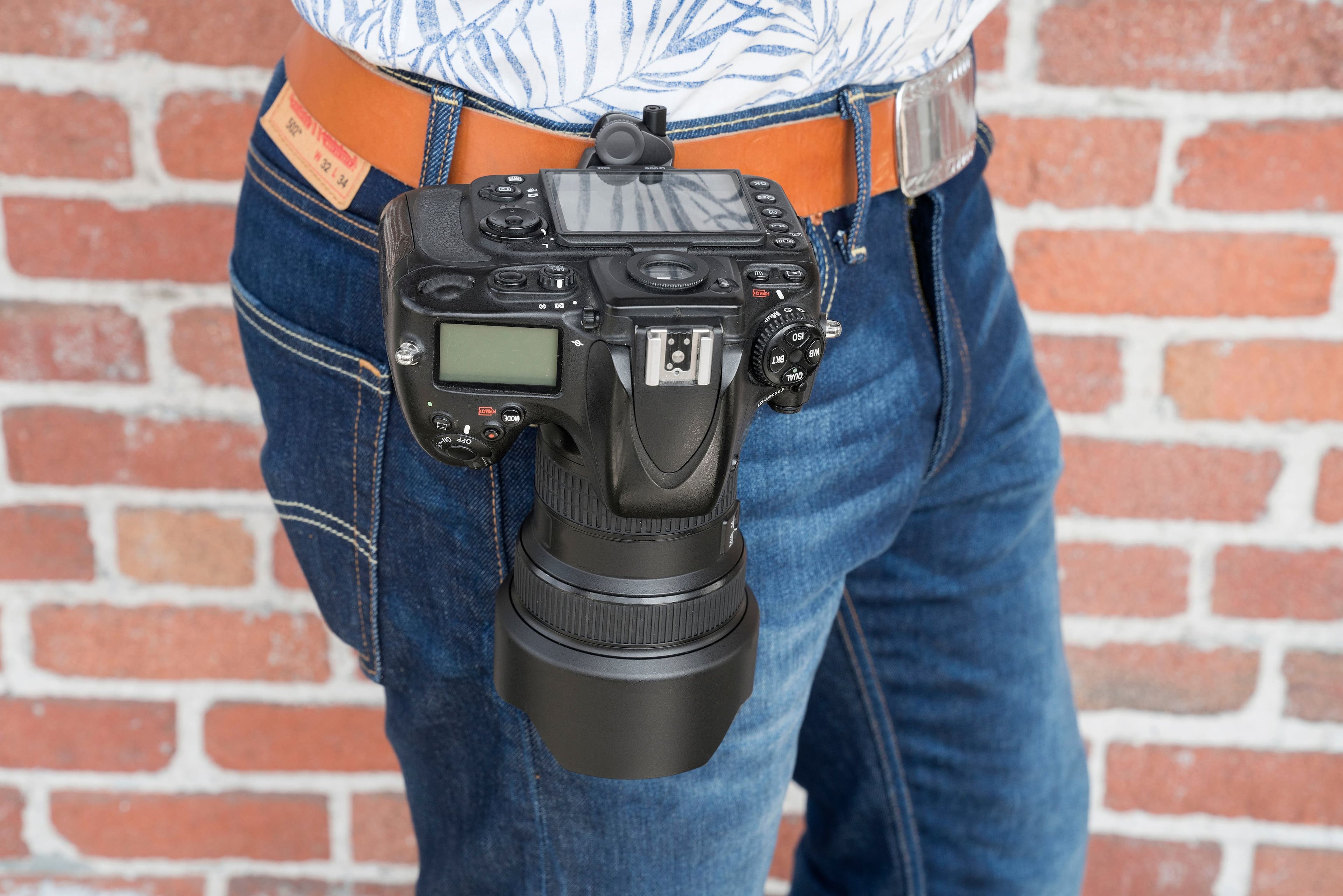 The text on the image reads "502 Yesterday 32134 12 34 d - d .. - k - BKT QUAL - 5 40."