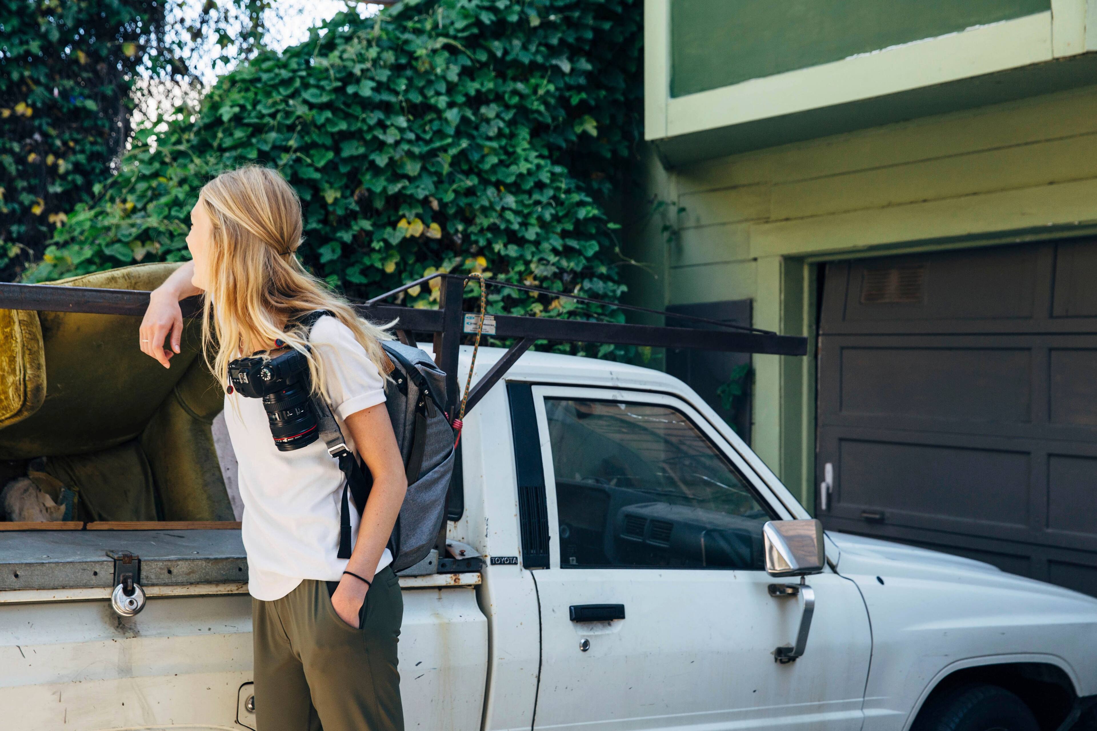 Alt View 36. Peak Design - Capture Camera Clip - Black.