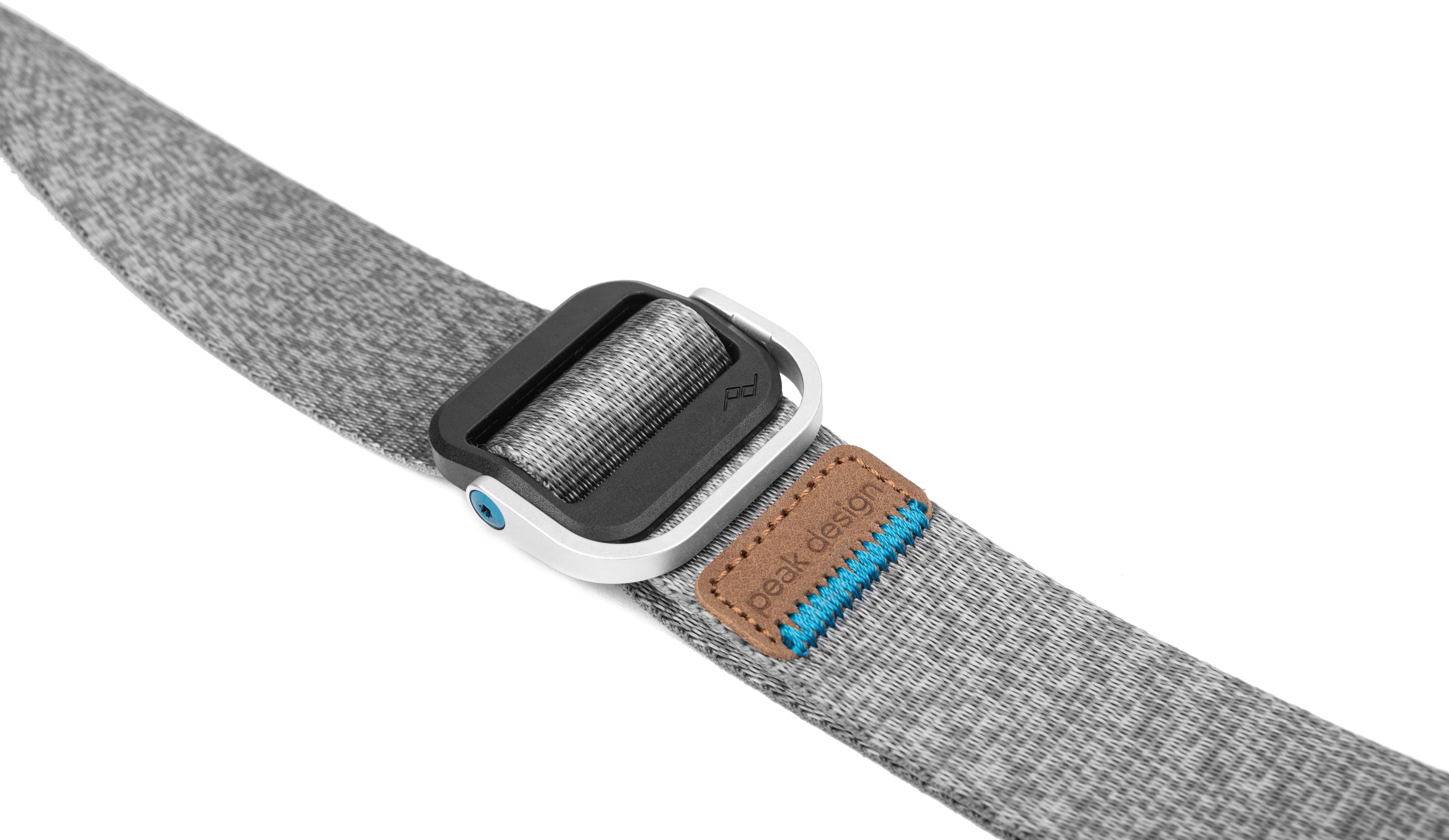 The text on the image reads "pd design peak."