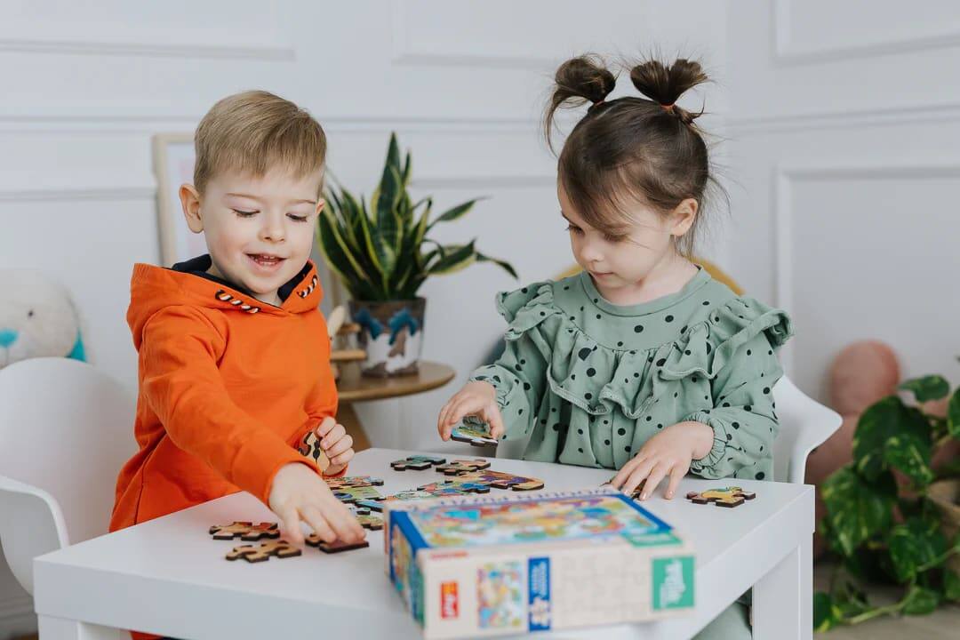 Alt View 2. Trefl - Trefl Wood Craft 24 Piece Wooden Jigsaw Puzzle - Peppa Pig's Most Lovely.