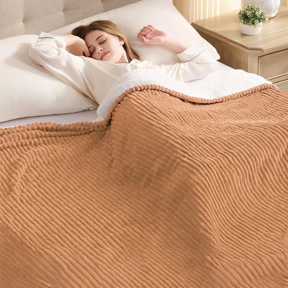 MOVSSOU - Electric Blanket Full Size 72" x 84" Flannel Heating Blanket Auto Shut-Off Over Heat Protection - Brown