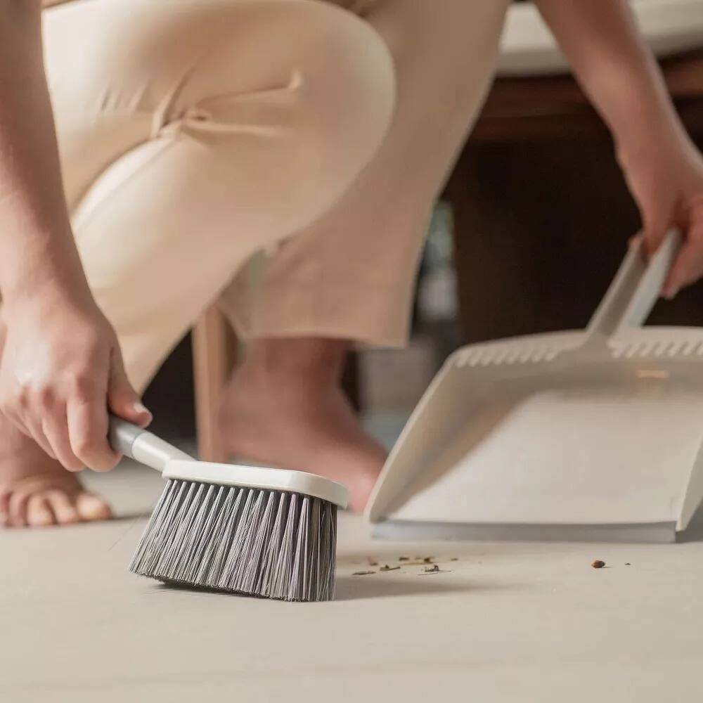 Alt View 5. OU - OU Flow Hand Broom with Dust Pan Set, Home Cleaning Brush and Dustpan Combo - White.