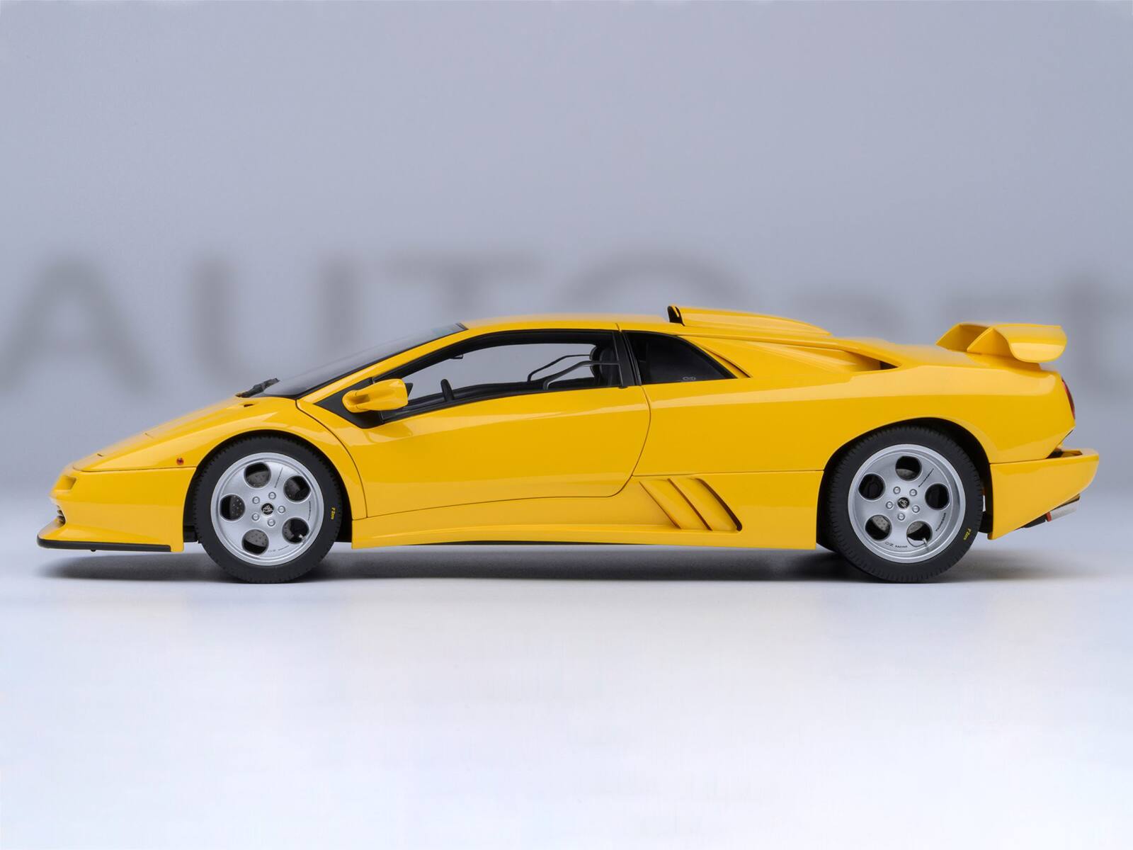 Alt View 6. Autoart - Lamborghini Diablo SE30 Jota Superfly Yellow 1/18 Model Car by Autoart.
