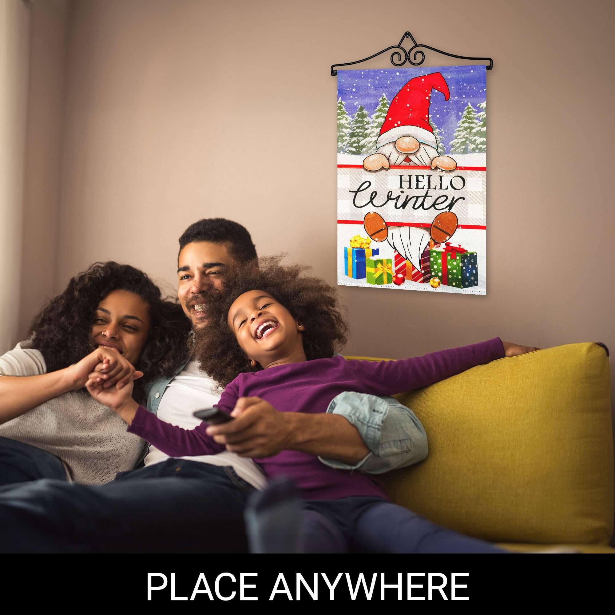 HELLO Center | PLACE ANYWHERE