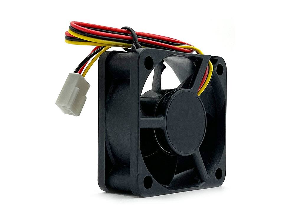 Back. Bluegears - b-Blaster 50 2 ball bearing 5000 RPM DC Fan with Excellent Airflow of up to 17 CFM - black.