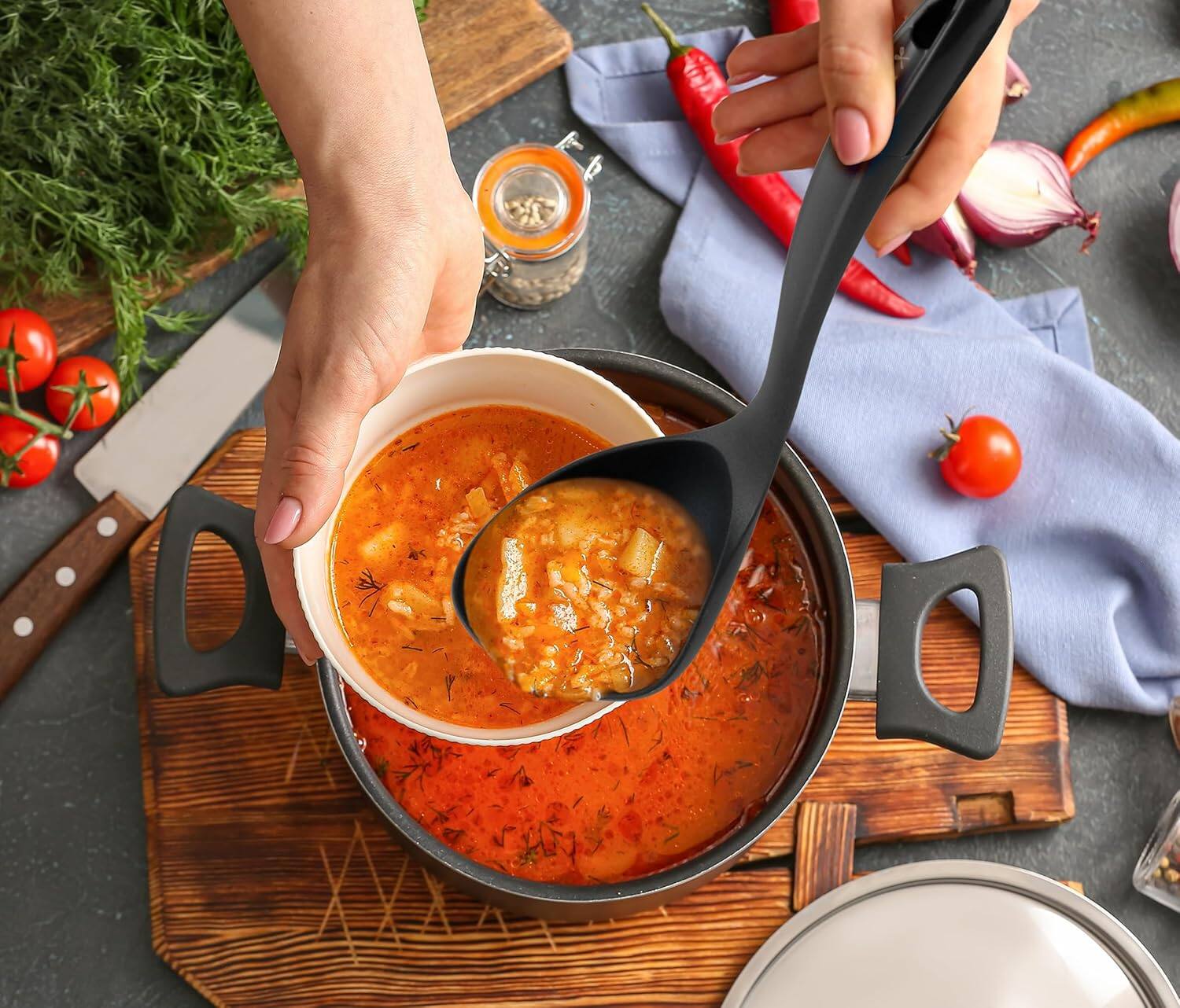 Zulay Kitchen - Soup Ladle – Ergonomic, Heat-Resistant & Versatile for Serving Soup, Chili, Gravy & More - Black - Thumbnail 5
