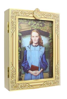 Games Alliance - Harry Potter Ariana Dumbledore Secret Compartment Picture Frame - Gold