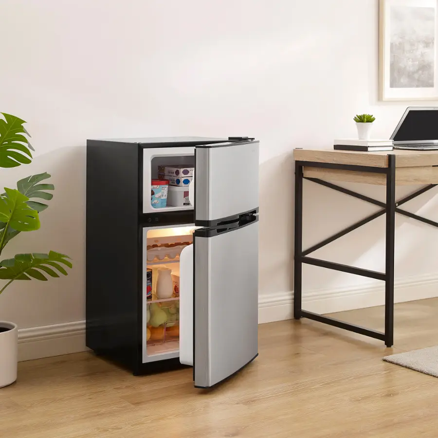 Insignia™ 3.0 Cu. Ft. Mini Fridge with Top Freezer and ENERGY STAR ...