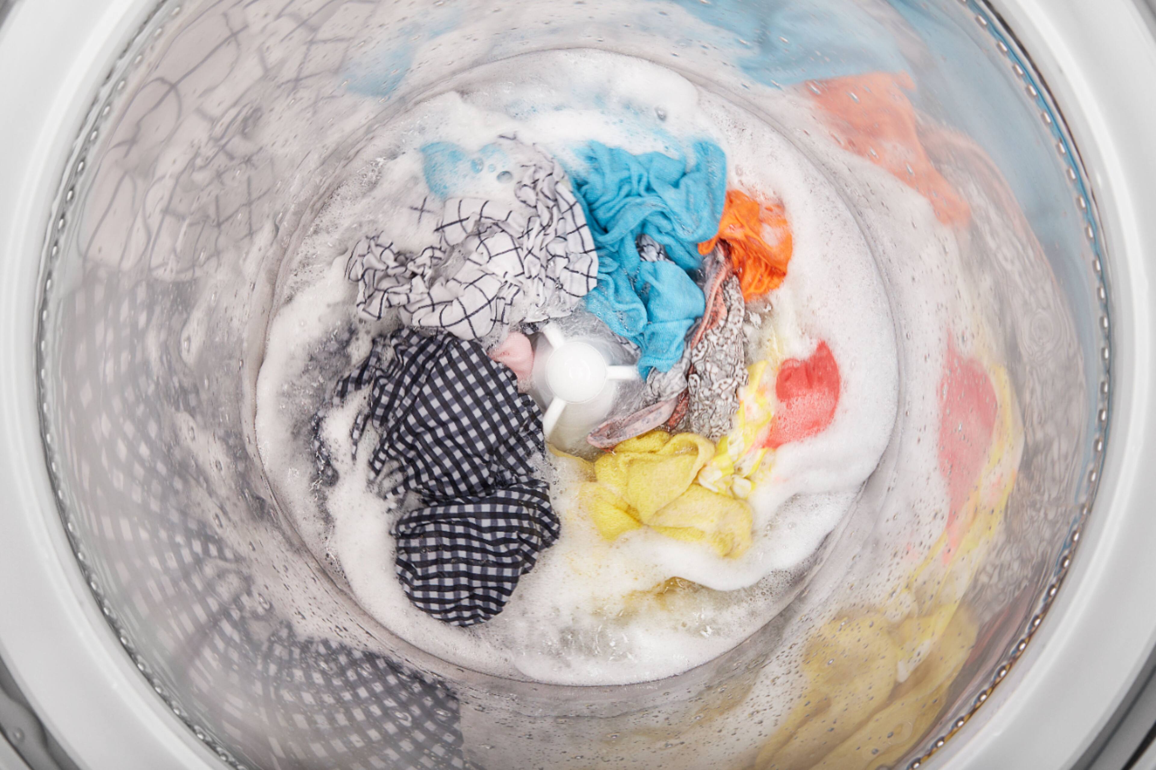 Alt View 13. Whirlpool - 3.9 Cu. Ft. Top Load Washer with Water Level Selection - White.