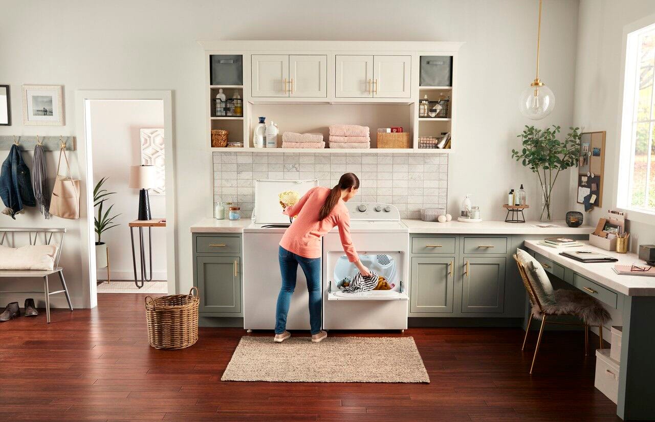 Alt View 20. Whirlpool - 7 Cu. Ft. Electric Dryer with AutoDry Drying System - White.