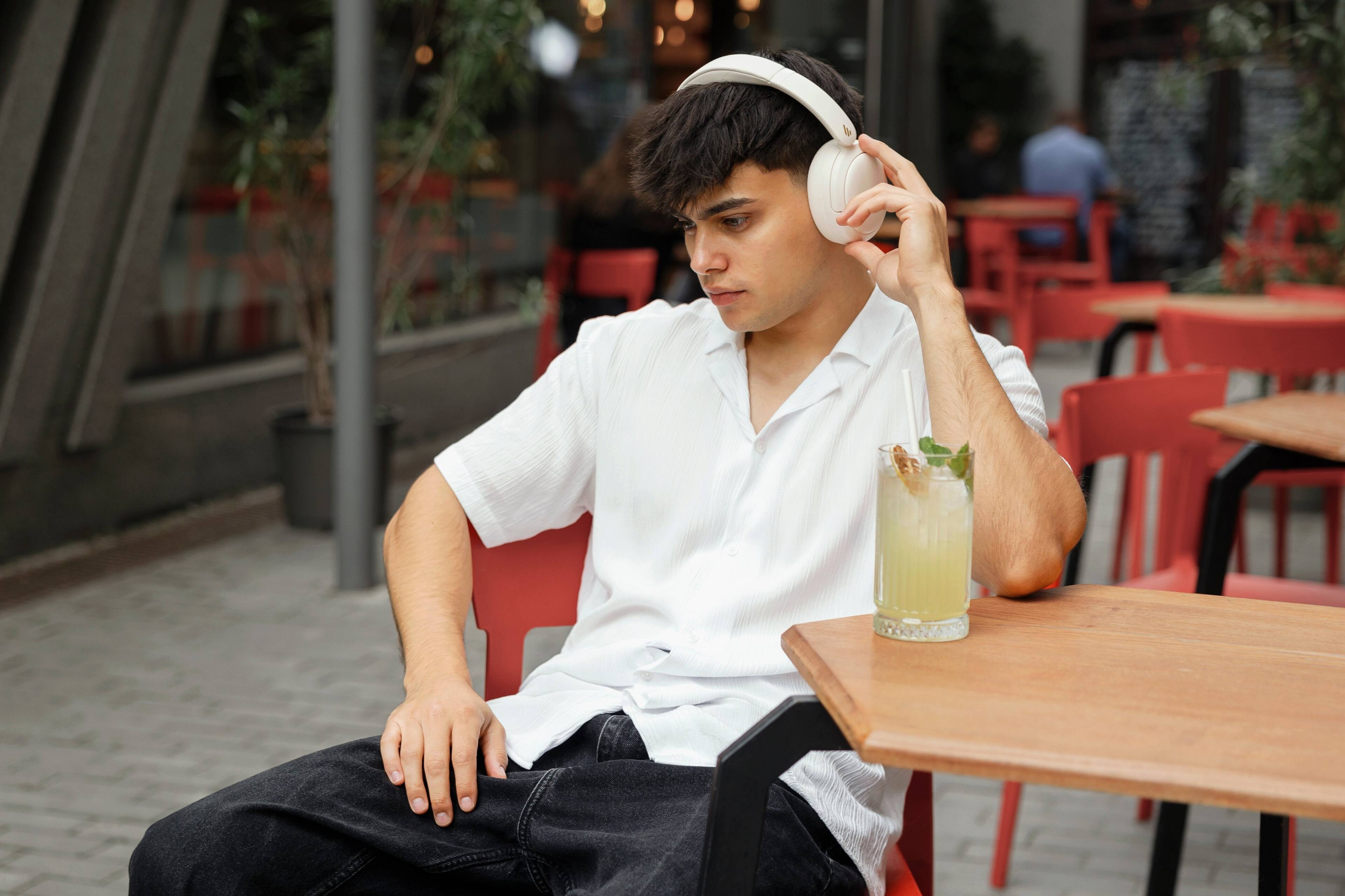 Alt View 5. Edifier - W800BT Pro Wireless Noise Cancellation Over-Ear Headphones - Ivory.