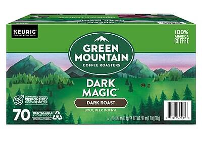 KEURIG  
GREEN MOUNTAIN COFFEE ROASTERS  
100% ARABICA COFFEE  
COMMITTED TO RESPONSIBLY SOURCED COFFEE  
70 K-CUP PODS  
DARK MAGIC  
DARK ROAST  
BOLD, DEEP, INTENSE  
RECYCLABLE K-CUP PODS  
NET WT 211g (7.4 oz) (147g coffee)