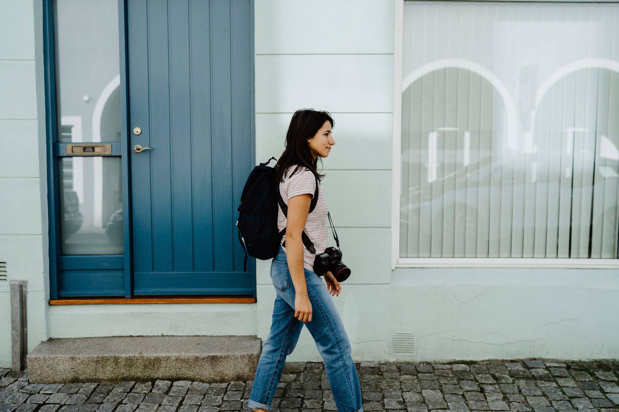 Alt View 23. Peak Design - Slide Lite Camera Strap - Black.