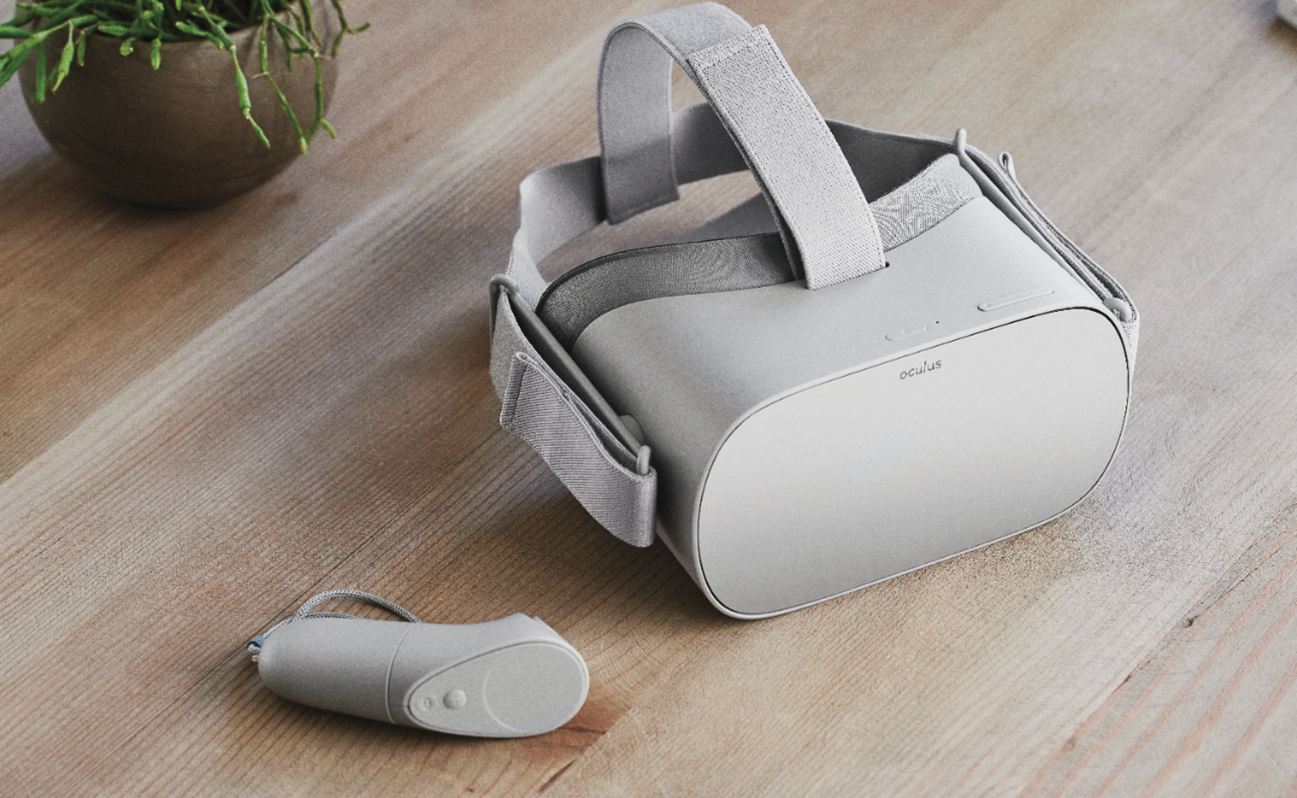 Best Buy: Oculus Go 32GB Stand-Alone Virtual Reality Headset 301 