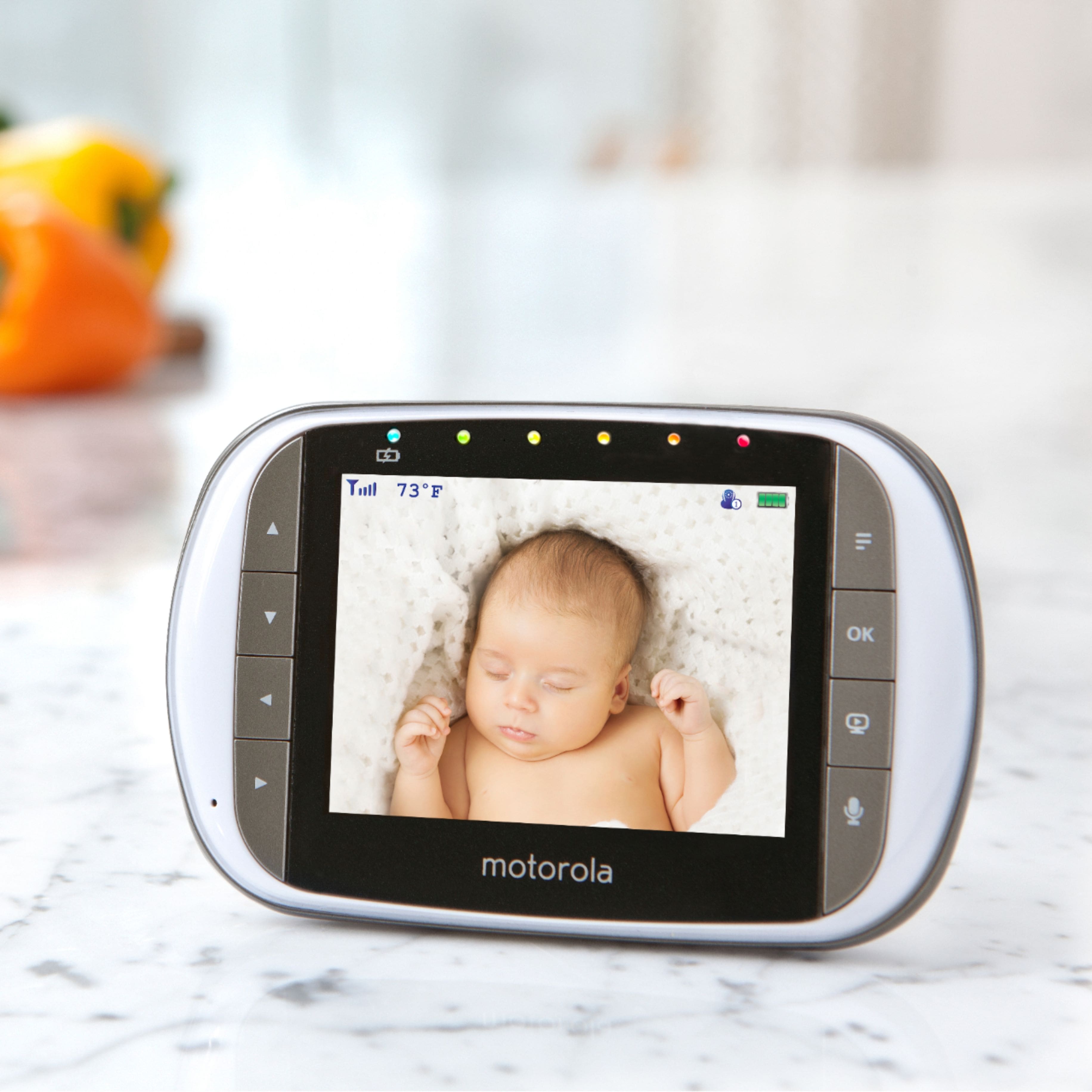 Motorola Video Baby Monitor With 2 2 4ghz Cameras And 3 5 Screen Black White Mbp853connect 2 Best Buy