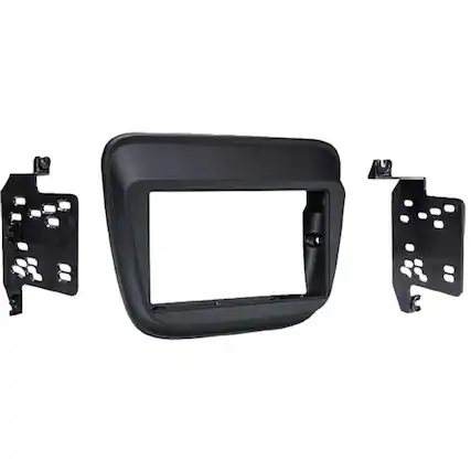 Front. Metra - Dash Kit for Select 2018-2023 Chevrolet Equinox DDIN - Black.