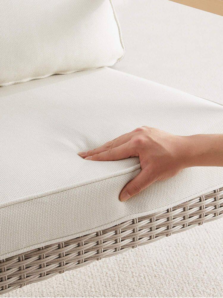 Left. Songmics Home - SONGMICS HOME Sencillo Collection – Outdoor Steel Lounge Chair in Bone Color - Beige.