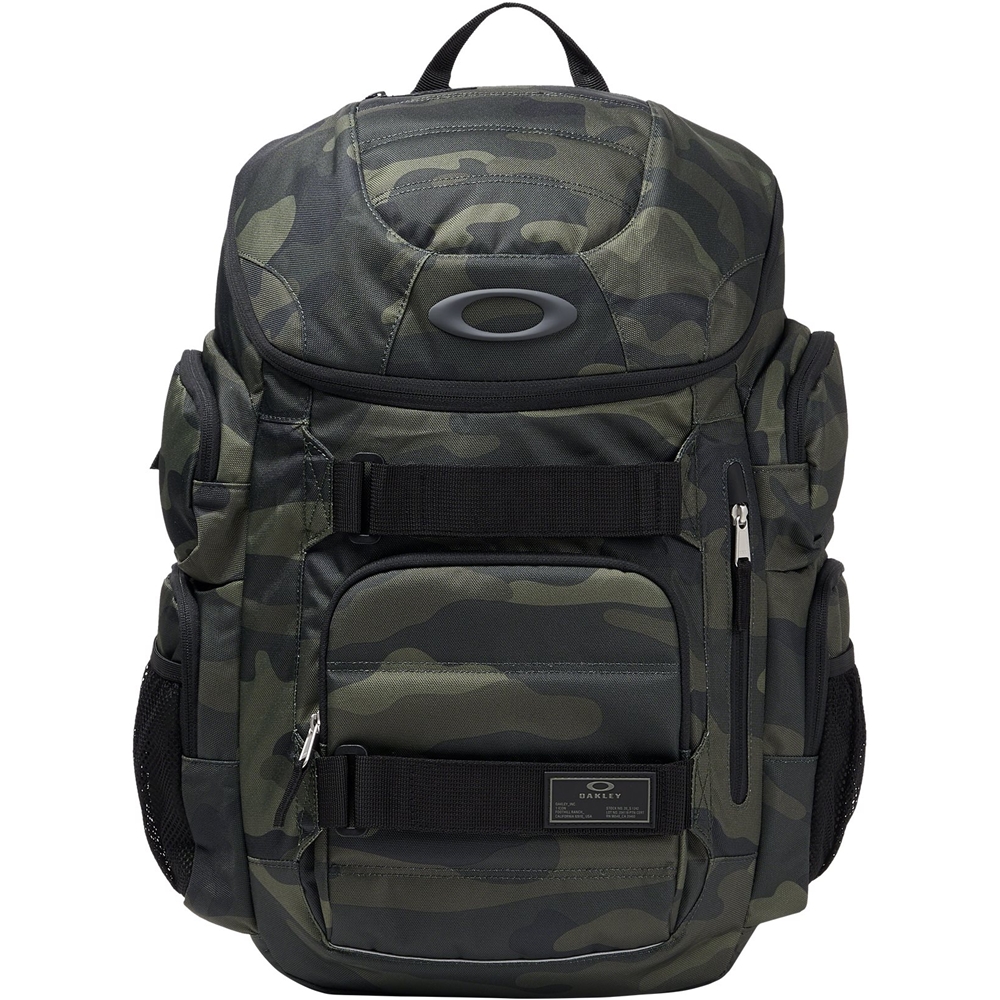 Best Buy: Oakley Backpack for 17