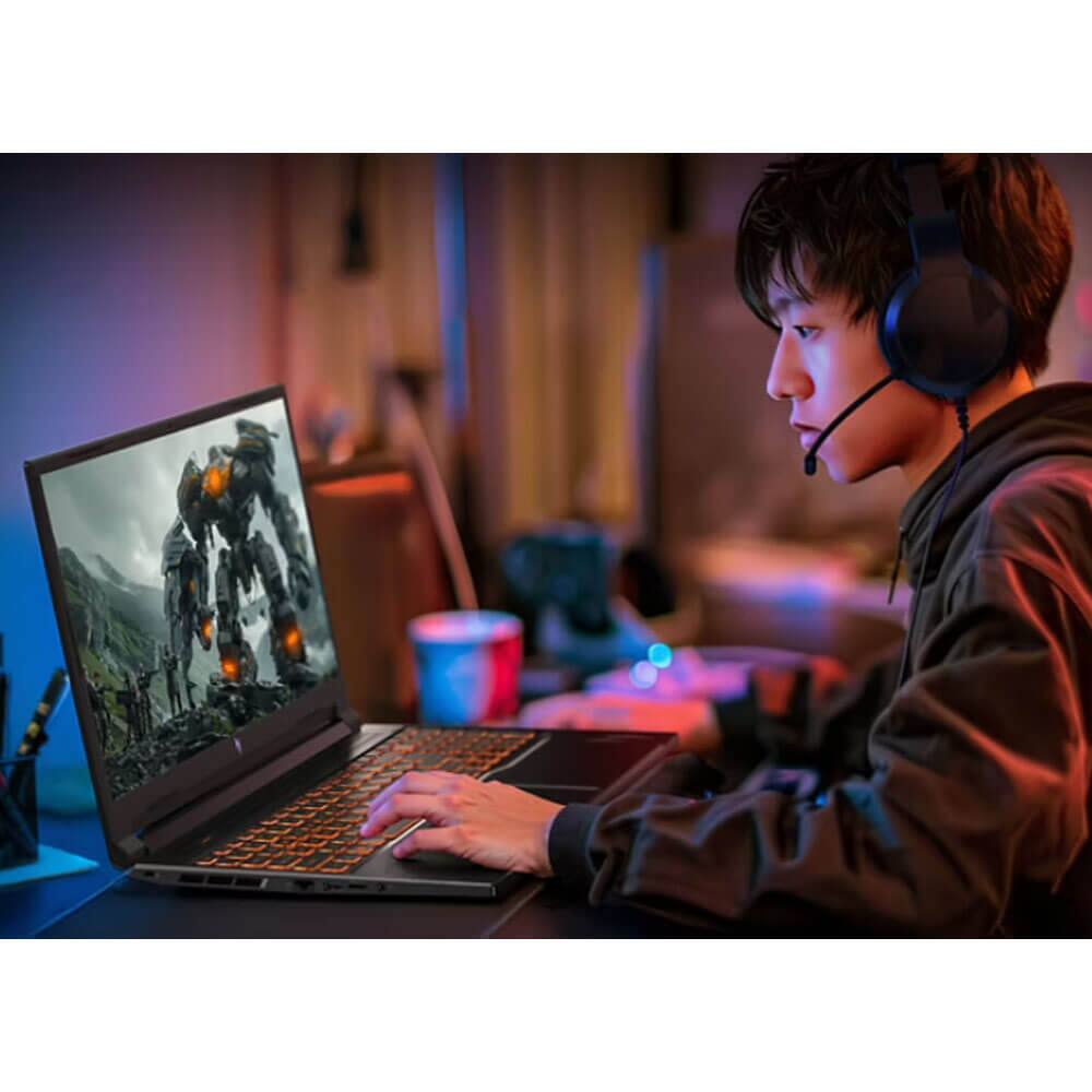 Back. Acer - Acer 16 inch Nitro V 16 Gaming Laptop - Intel Core Ultra 7 240H - NVIDIA GeForce RTX 5060 - 32GB/512GB SSD - Black.