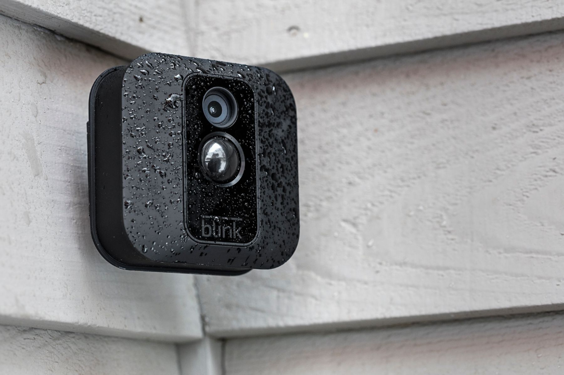 Add-On Blink XT Indoor/Outdoor Home Security Camera for Existing Blink Systems 