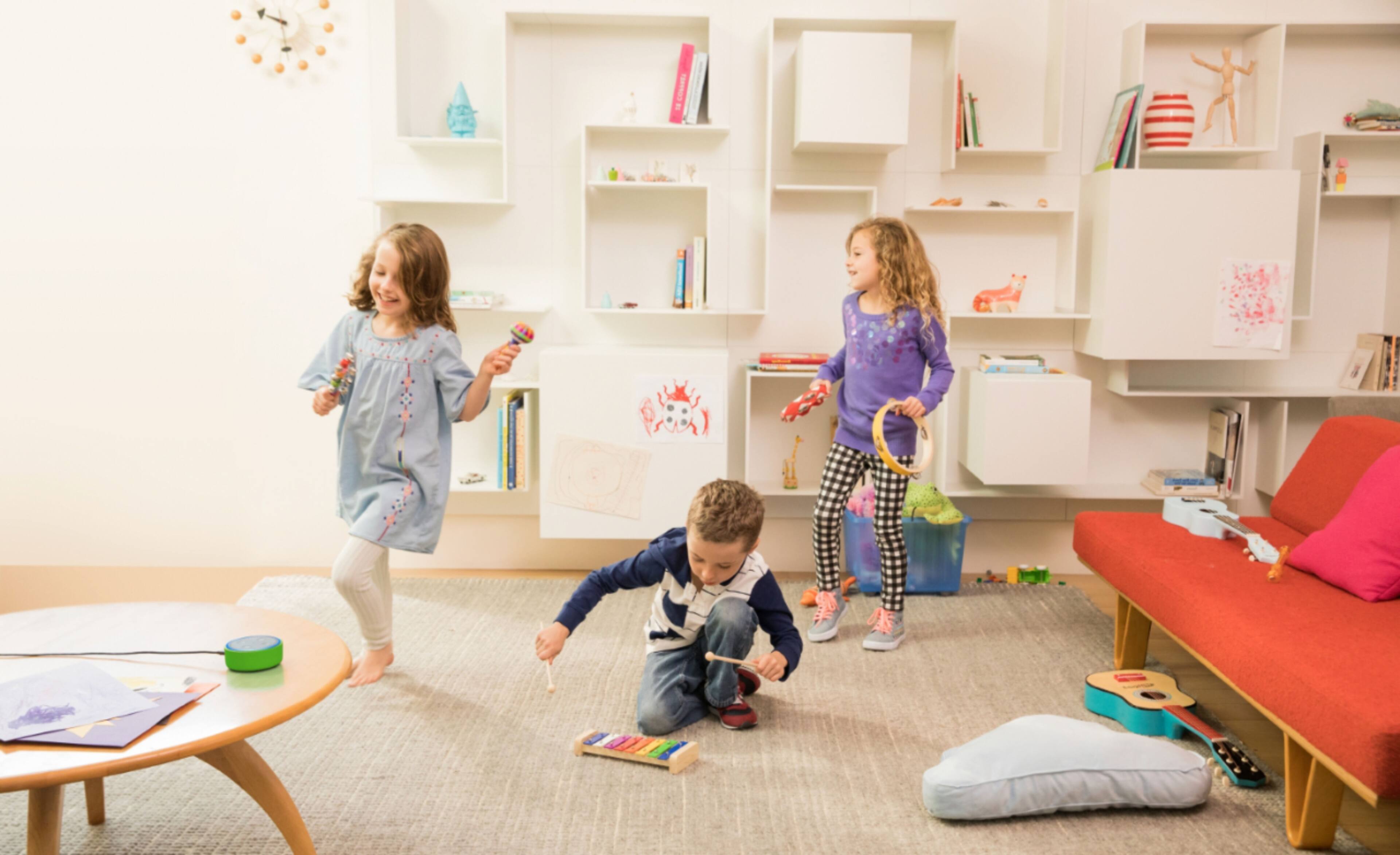 Alt View 16. Amazon - Echo Dot Kids Edition - Smart Speaker with Alexa - Blue.