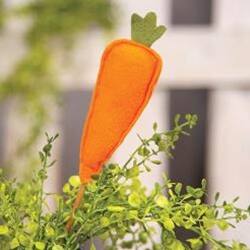 Angle. BreeBe - *Felt Carrot Poke - Orange.