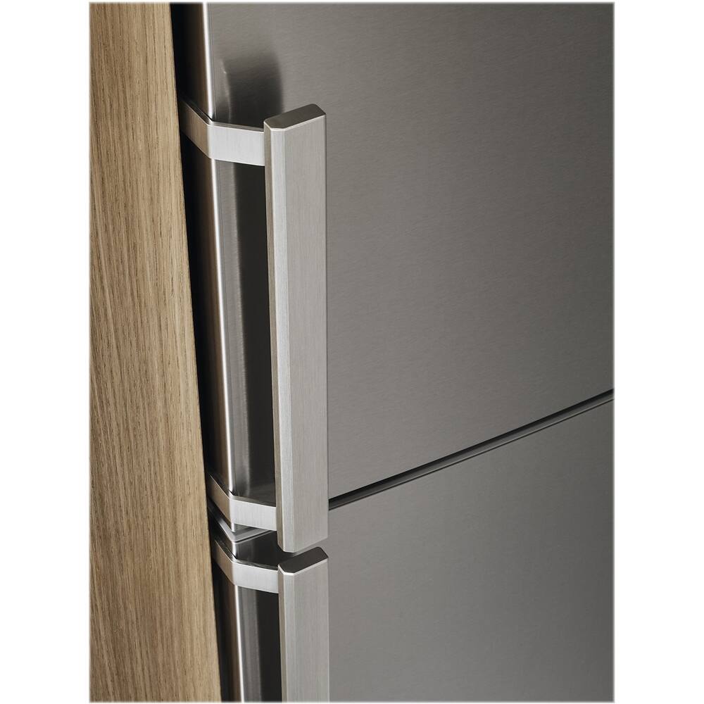 Front. Bertazzoni - Professional Series Professional Door Handle for Bertazzoni REF24BMX - Stainless Steel.