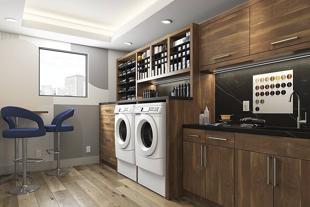 Alt View 3. Whirlpool - 6.7 Cu. Ft. Gas Dryer with Porcelain-Enamel Top - White.