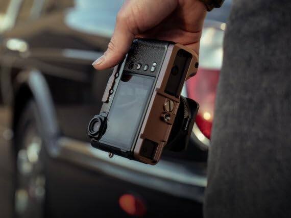 Back. PolarPro - PolarPro BaseGrip for FUJIFILM X100VI (Bronze).