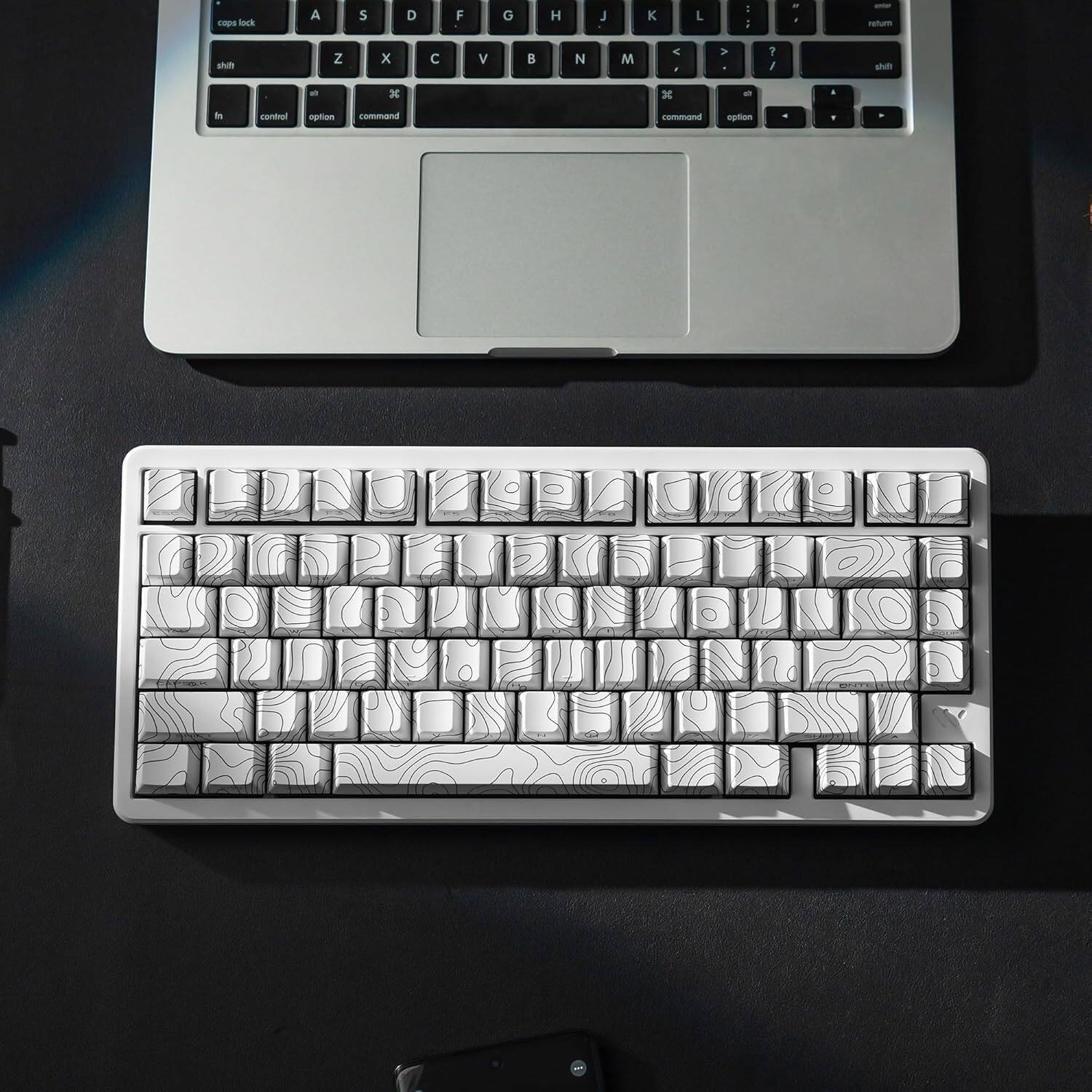 caps lock A S D F G H J K L - - - d - neturn shth Z x  V  N M < - > 7 / stuts - 3 x - . In control nption cmand commond rpition -