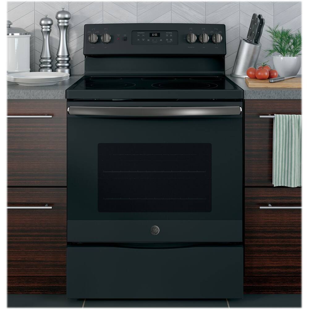 GE 5.3 Cu. Ft. Self-Cleaning Freestanding Electric Convection Range ...