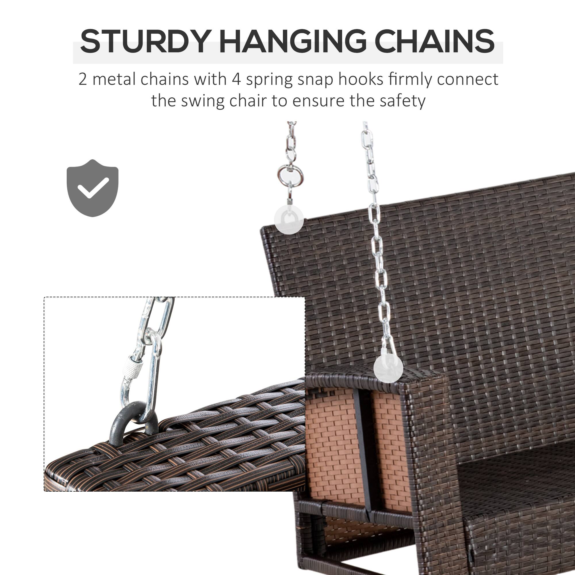 STURDY HANGING CHAINS
2 metal chains with 4 spring snap hooks firmly connect the swing chair to ensure the safety
