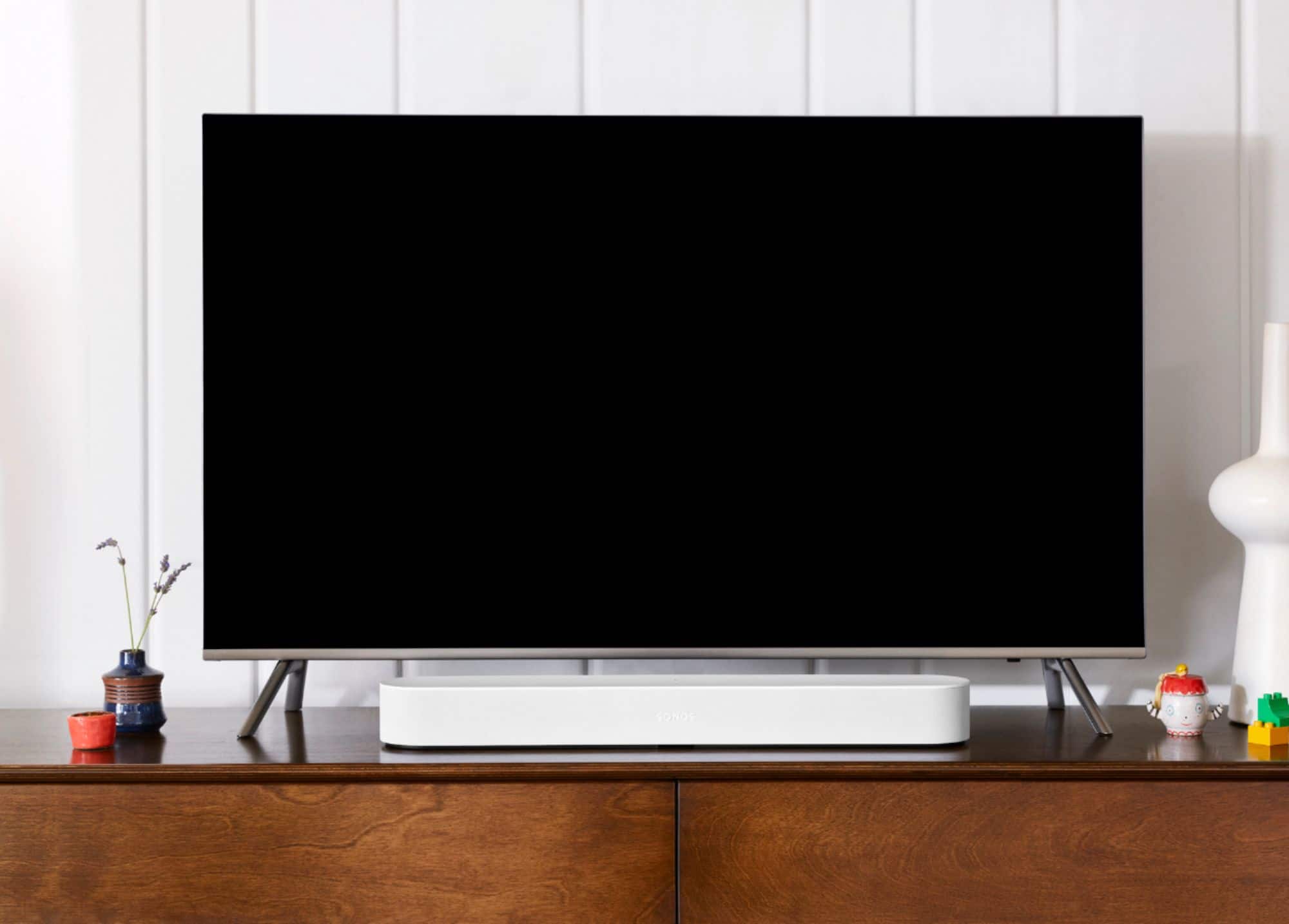 Alt View 18. Sonos - Beam Soundbar with Voice Control built-in - White.