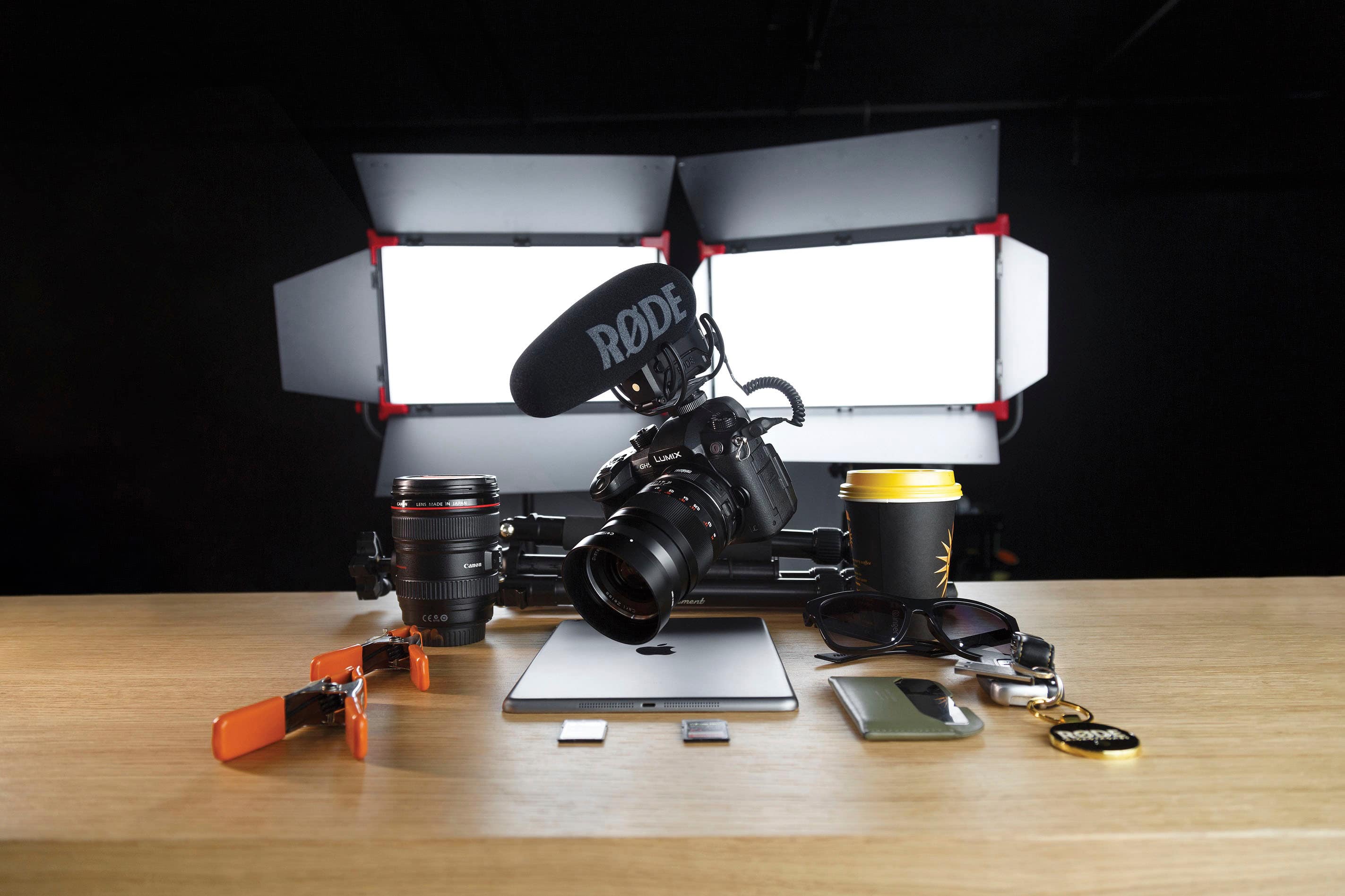 Alt View 25. RØDE - VIDEOMIC PRO+ Premium On-Camera Microphone - Black.