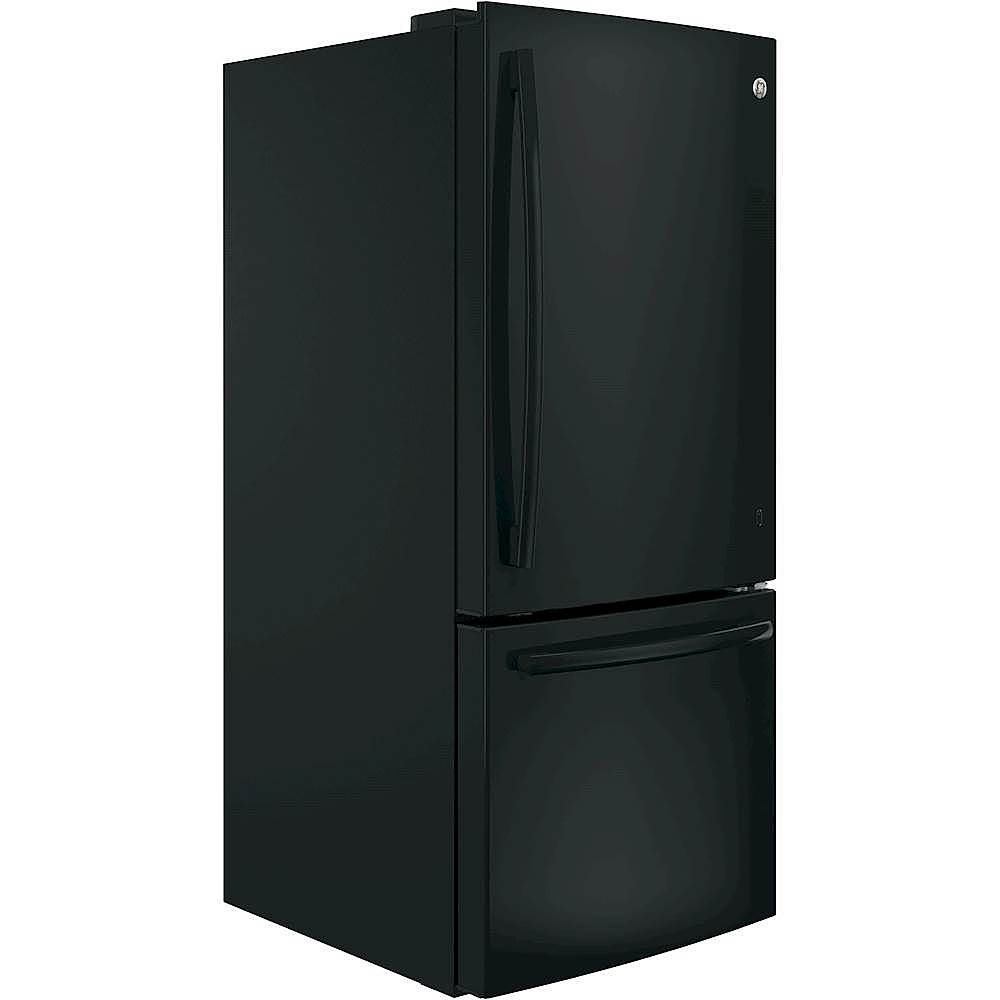 Angle View: GE - 21.0 Cu. Ft. Bottom-Freezer Refrigerator - High Gloss Black